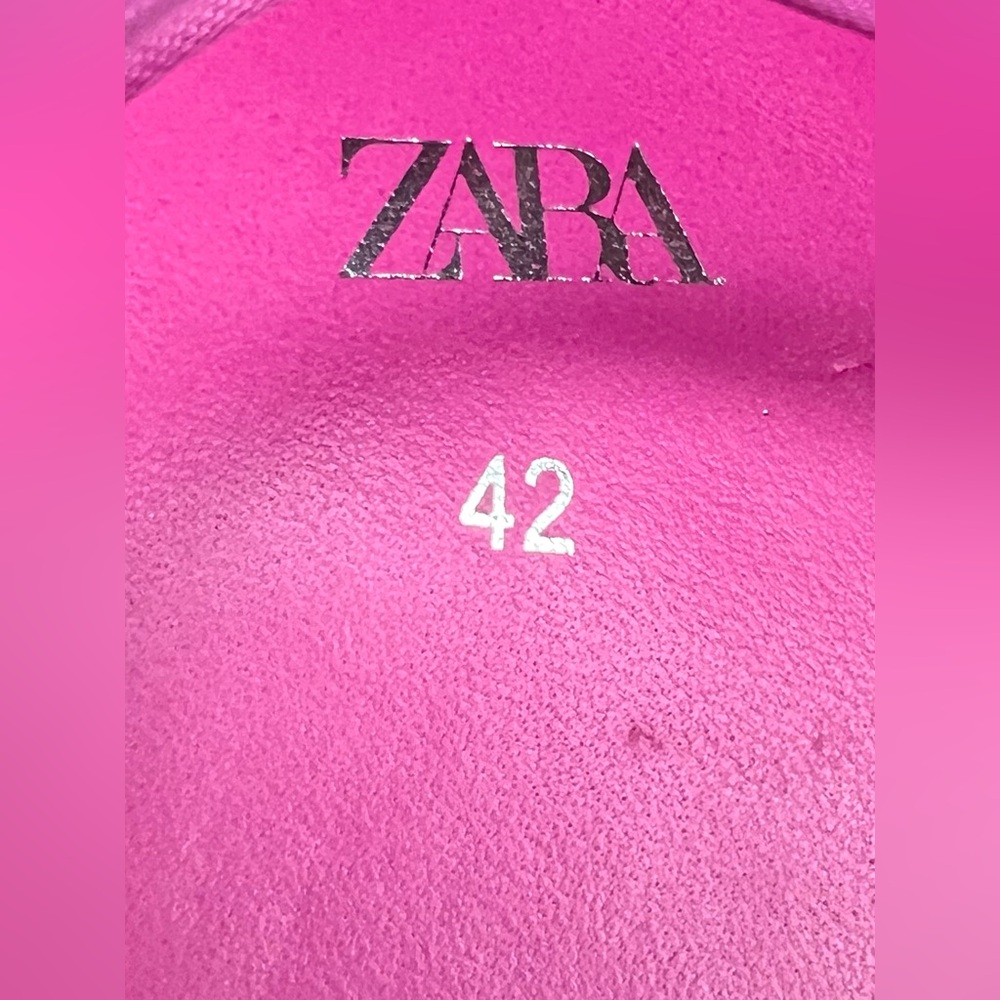 Zara Geometric Heeled Satin Sandals - Picture 13 of 16